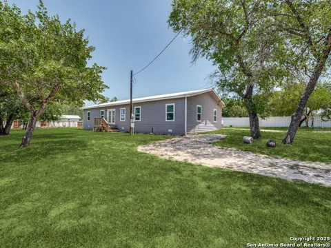 22806 Shady Forest Dr