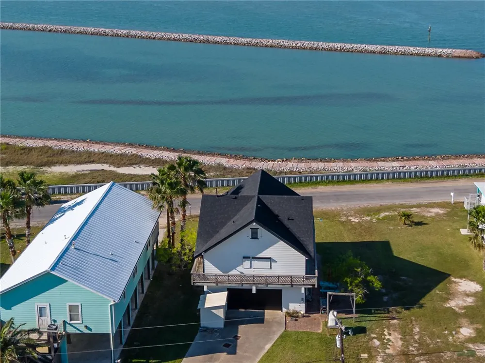531 Bayshore Drive Ingleside, TX 78362
