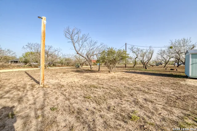 1509 Westward Trail Uvalde, TX 78801