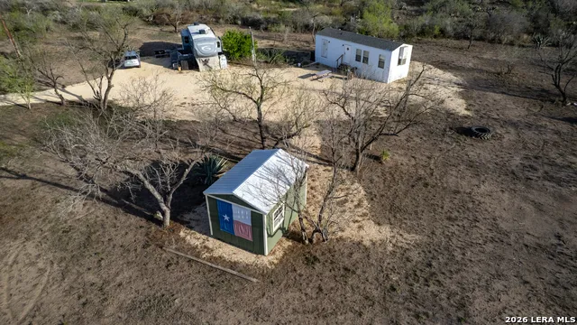 1509 Westward Trail Uvalde, TX 78801