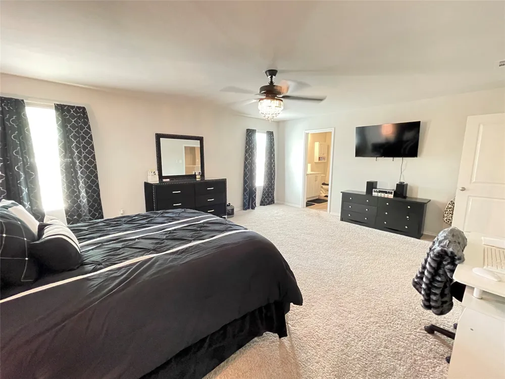 408 Parker Oaks Drive Chandler, TX 75758