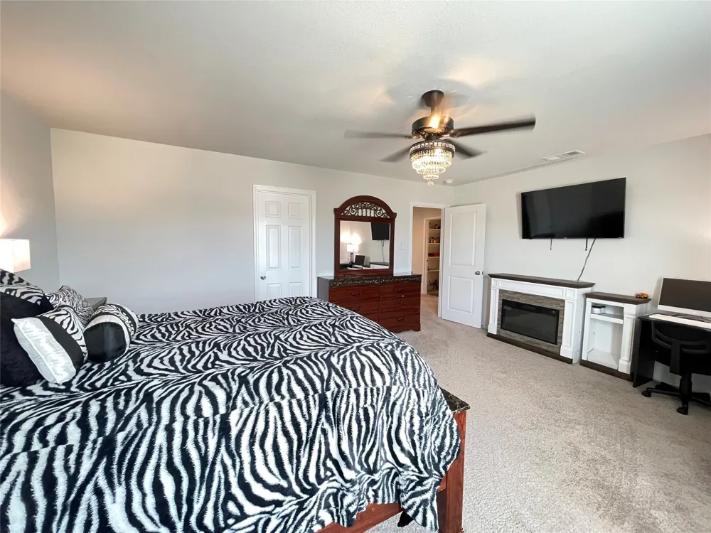 408 Parker Oaks Drive Chandler, TX 75758