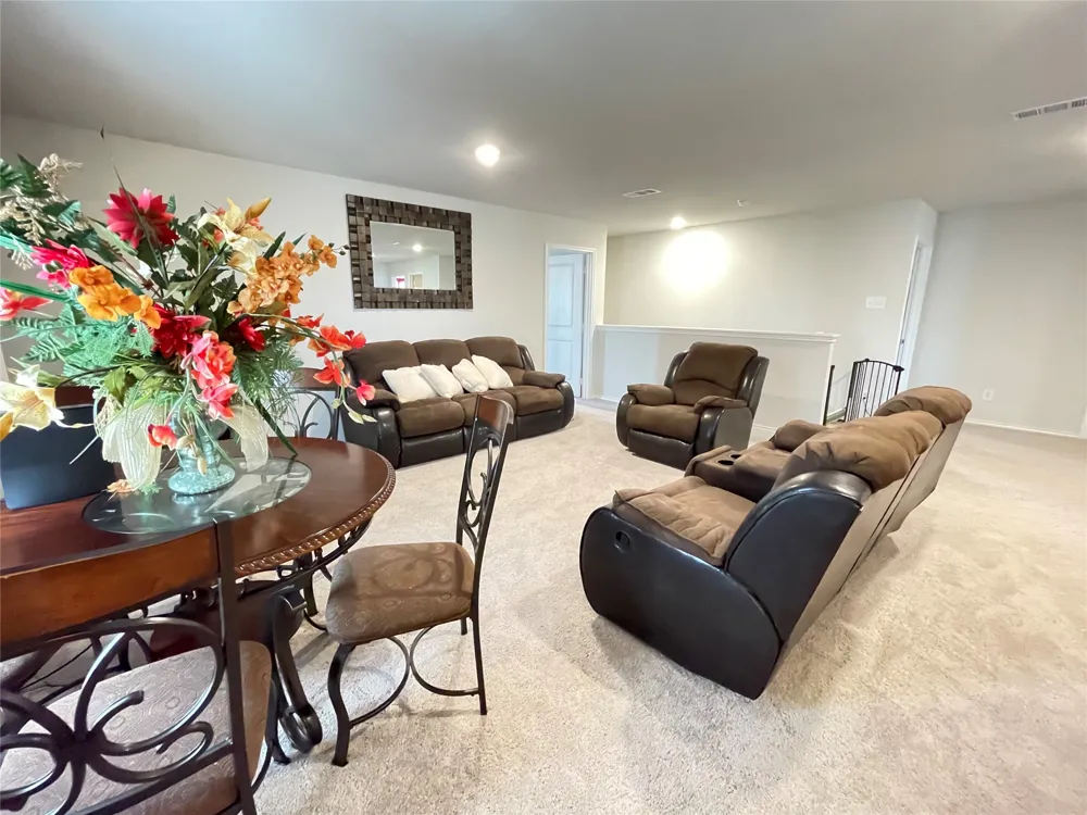408 Parker Oaks Drive Chandler, TX 75758