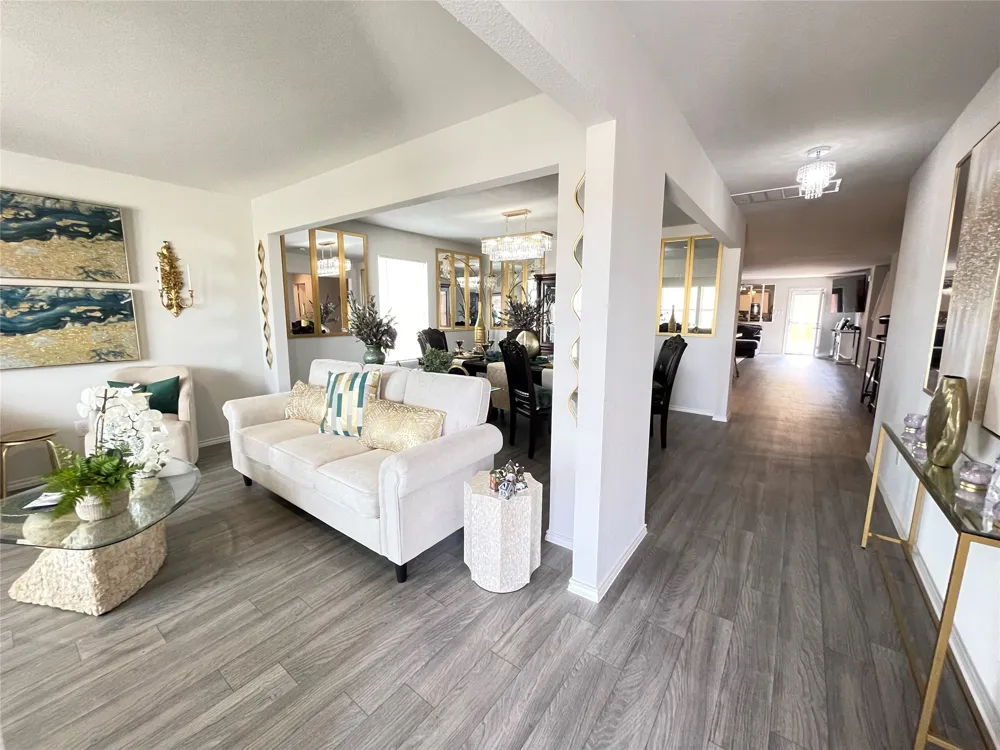 408 Parker Oaks Drive Chandler, TX 75758