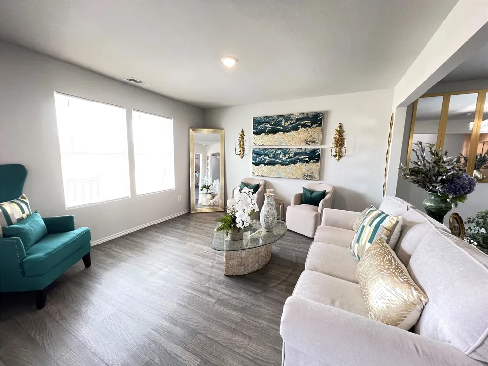 408 Parker Oaks Drive Chandler, TX 75758