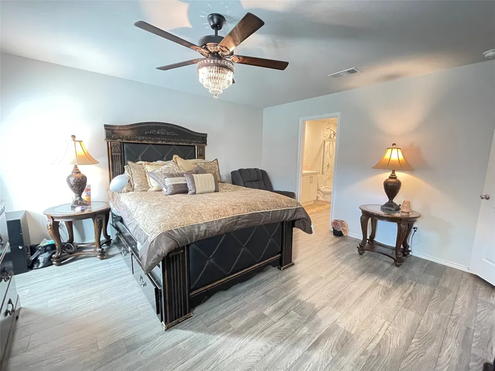 408 Parker Oaks Drive Chandler, TX 75758