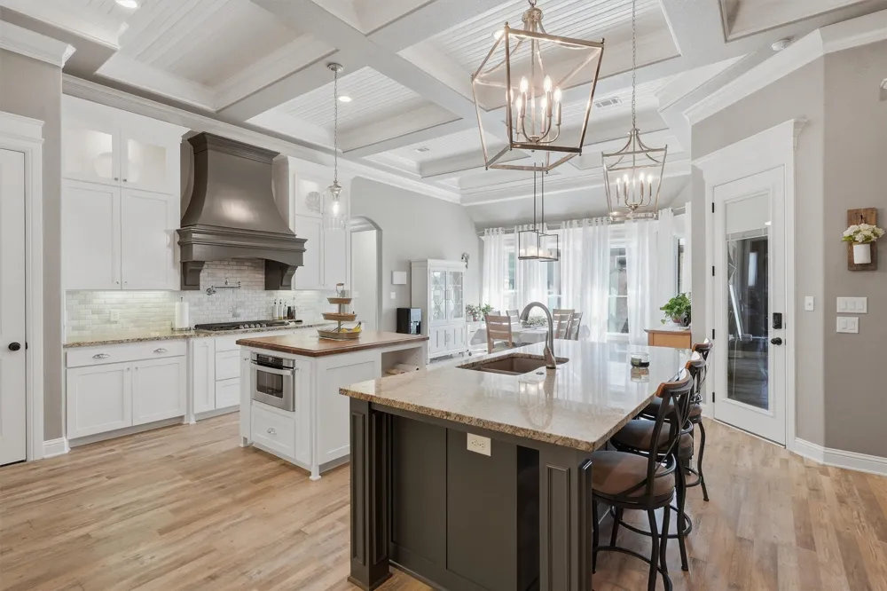 1201 E Iberian Court Granbury, TX 76048