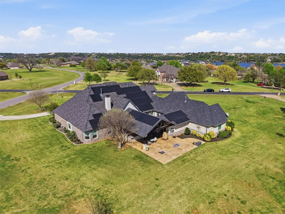1201 E Iberian Court Granbury, TX 76048