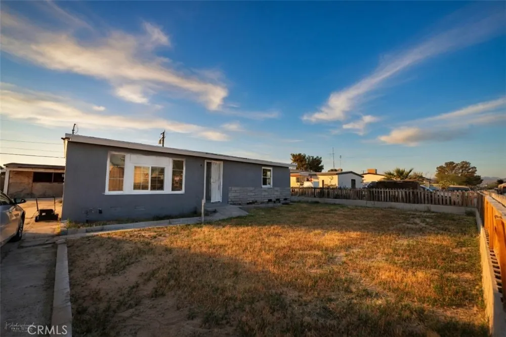 328 Helena Ridgecrest, CA 93555