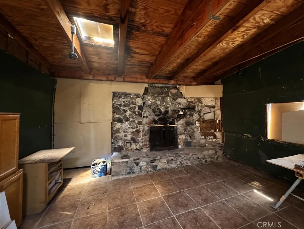 328 Helena Ridgecrest, CA 93555