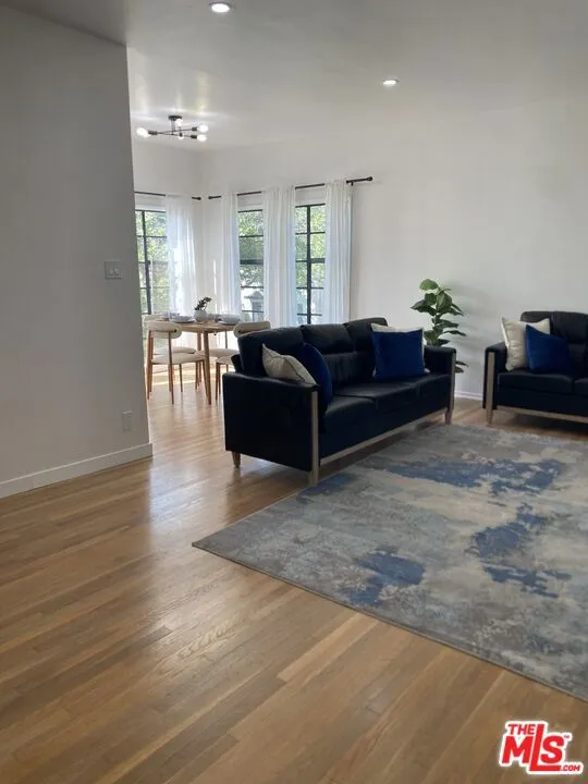 344 S Rexford Drive #4 Beverly Hills, CA 90212