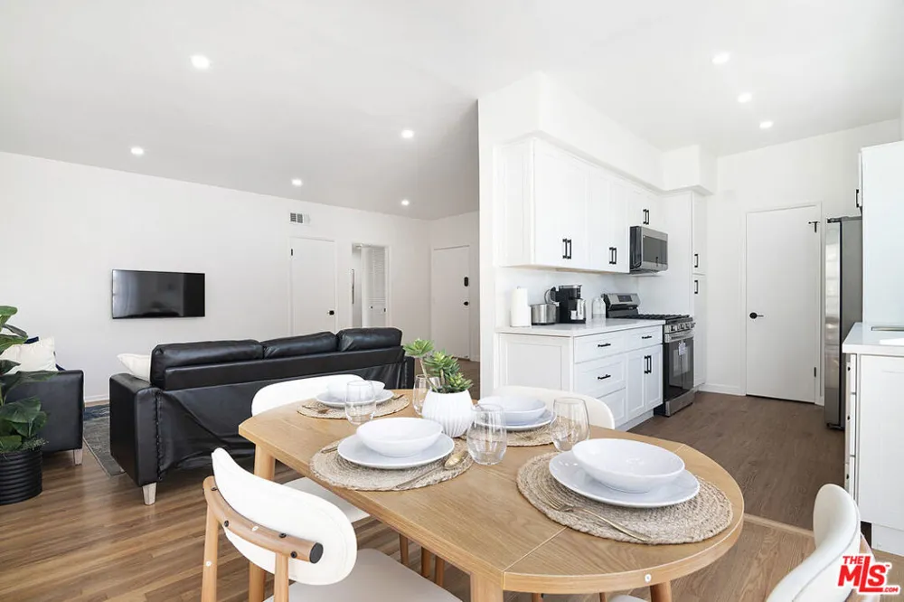 344 S Rexford Drive #4 Beverly Hills, CA 90212