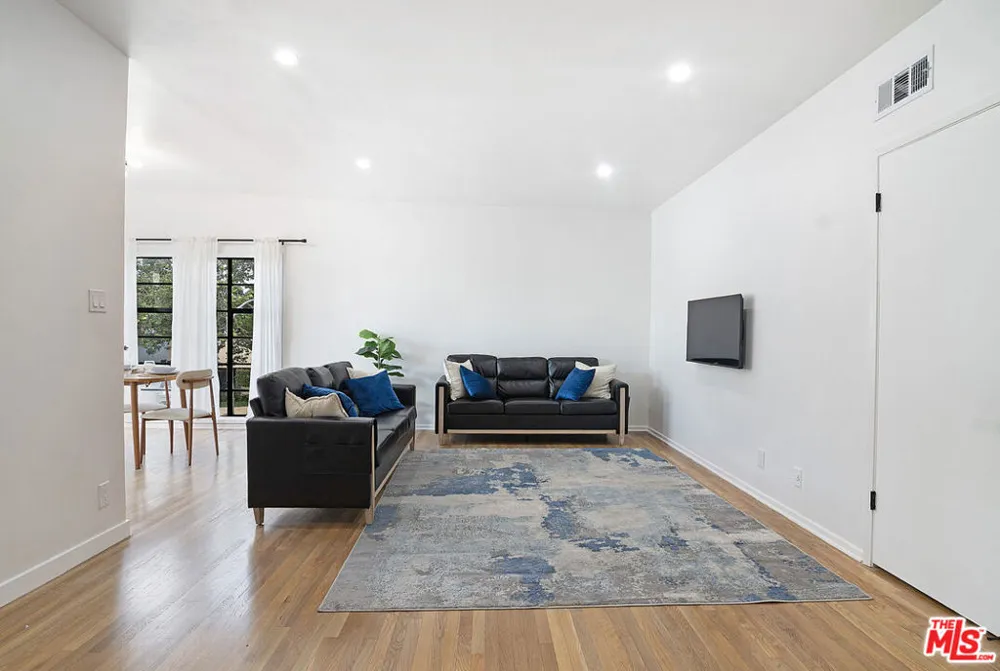 344 S Rexford Drive #4 Beverly Hills, CA 90212