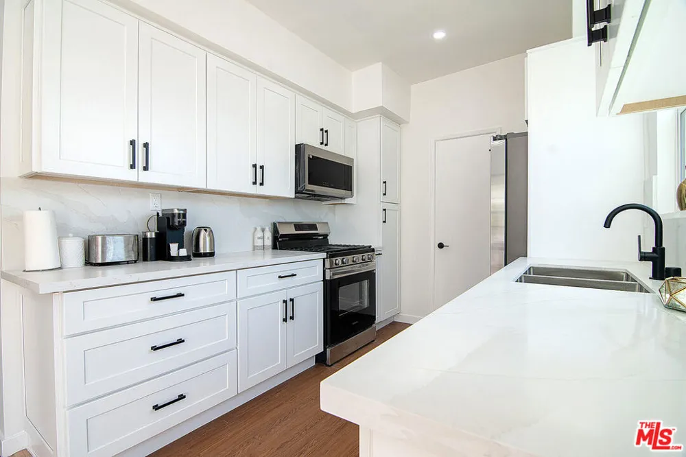 344 S Rexford Drive #4 Beverly Hills, CA 90212