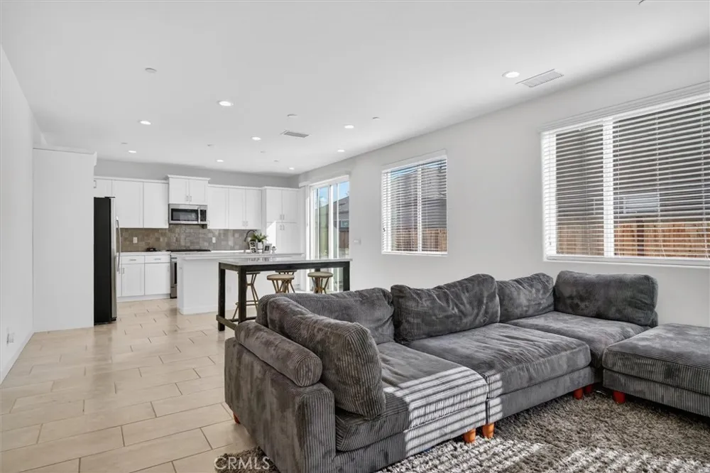 824 Katelyn Avenue Madera, CA 93636