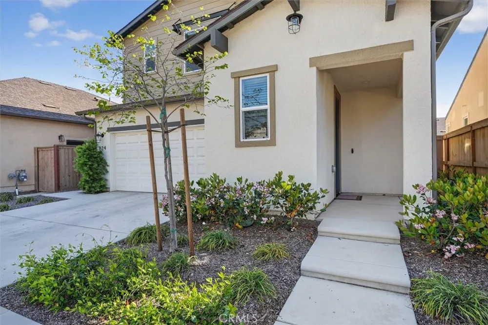 824 Katelyn Avenue Madera, CA 93636