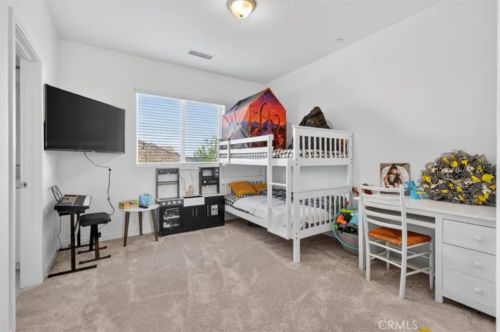824 Katelyn Avenue Madera, CA 93636
