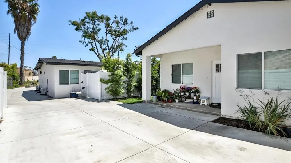 13611 Glenhaven Drive Garden Grove, CA 92843