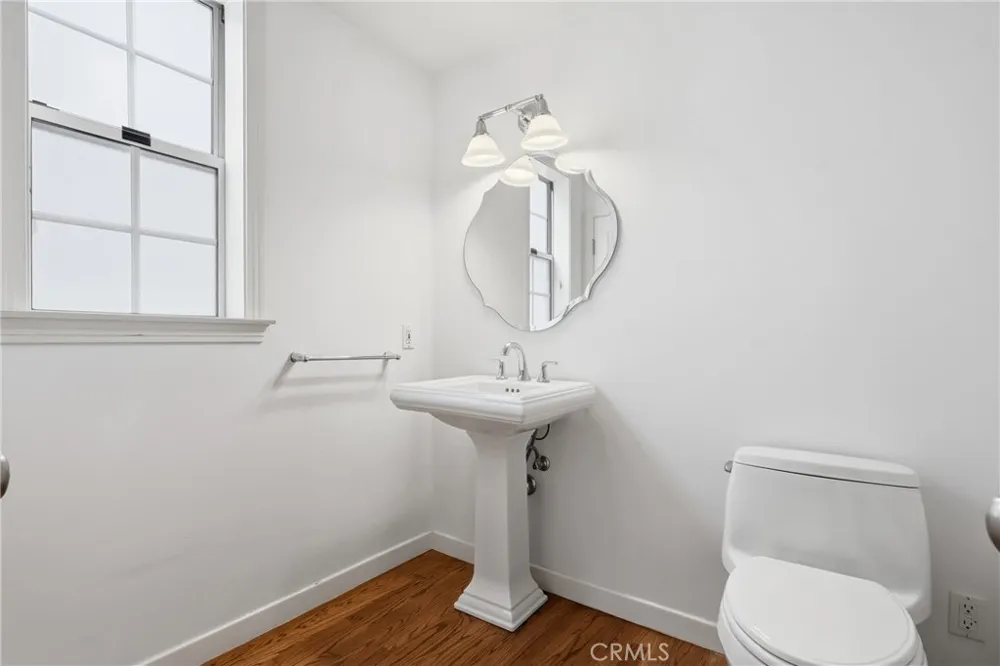 500 3rd Manhattan Beach, CA 90266