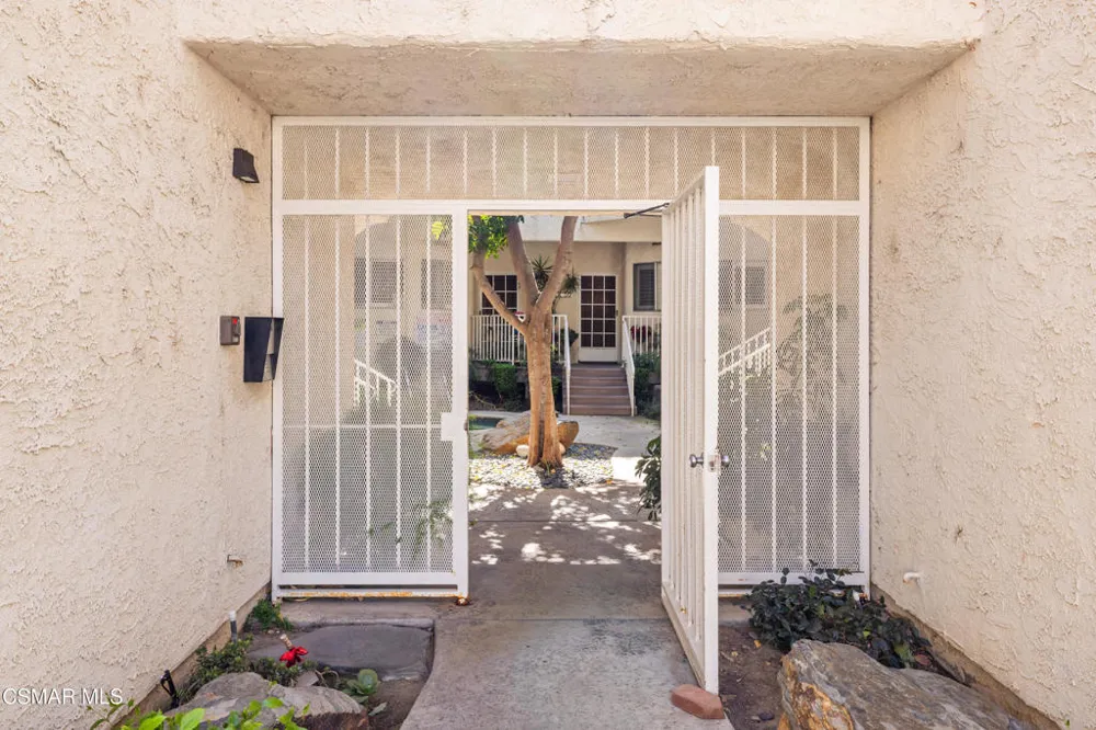 3354 Darby Street #313 Simi Valley, CA 93063