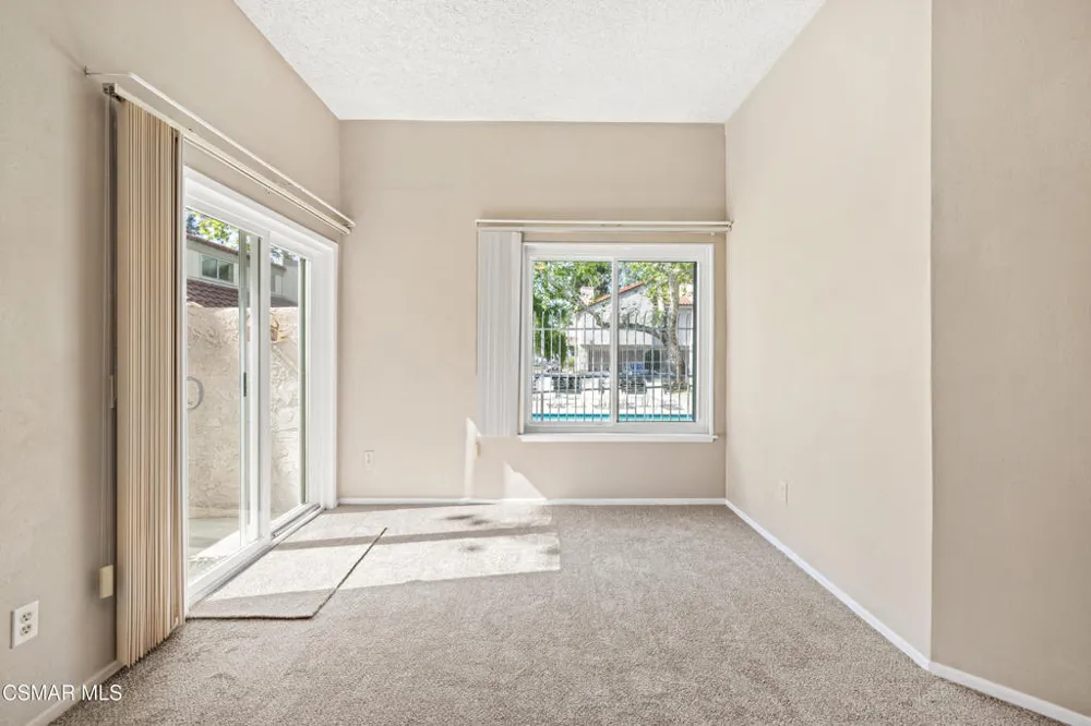 3354 Darby Street #313 Simi Valley, CA 93063
