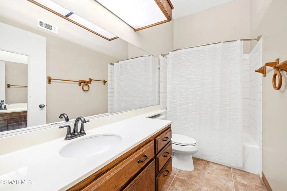 3354 Darby Street #313 Simi Valley, CA 93063