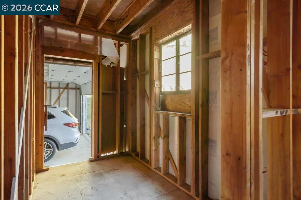98 Oak Springs Dr Napa, CA 94558