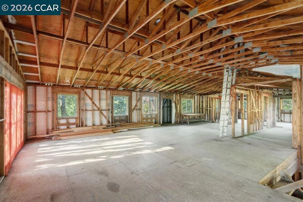 98 Oak Springs Dr Napa, CA 94558