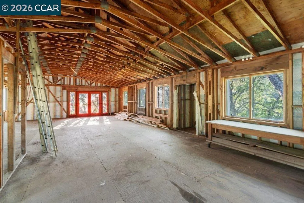 98 Oak Springs Dr Napa, CA 94558