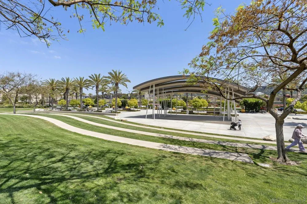 8336 Summit Way San Diego, CA 92108
