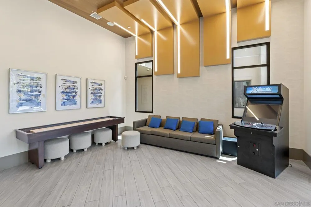 8336 Summit Way San Diego, CA 92108