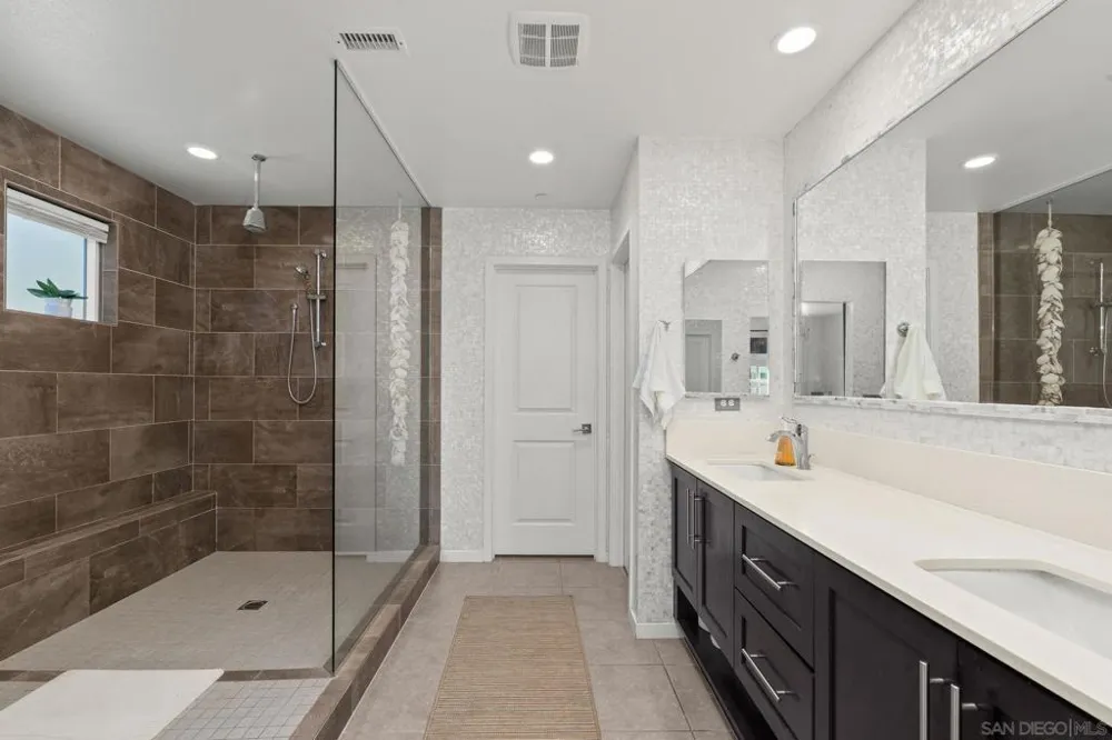 8336 Summit Way San Diego, CA 92108