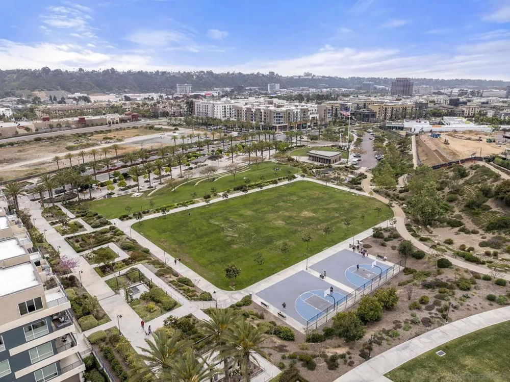 8336 Summit Way San Diego, CA 92108