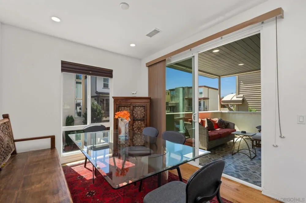 8336 Summit Way San Diego, CA 92108