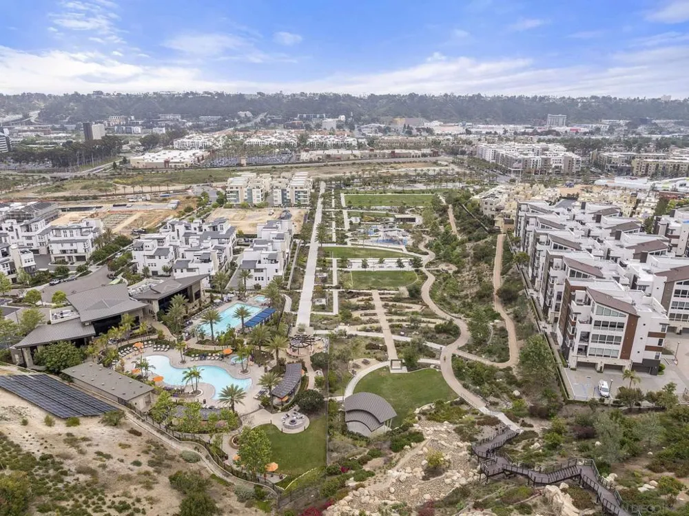 8336 Summit Way San Diego, CA 92108