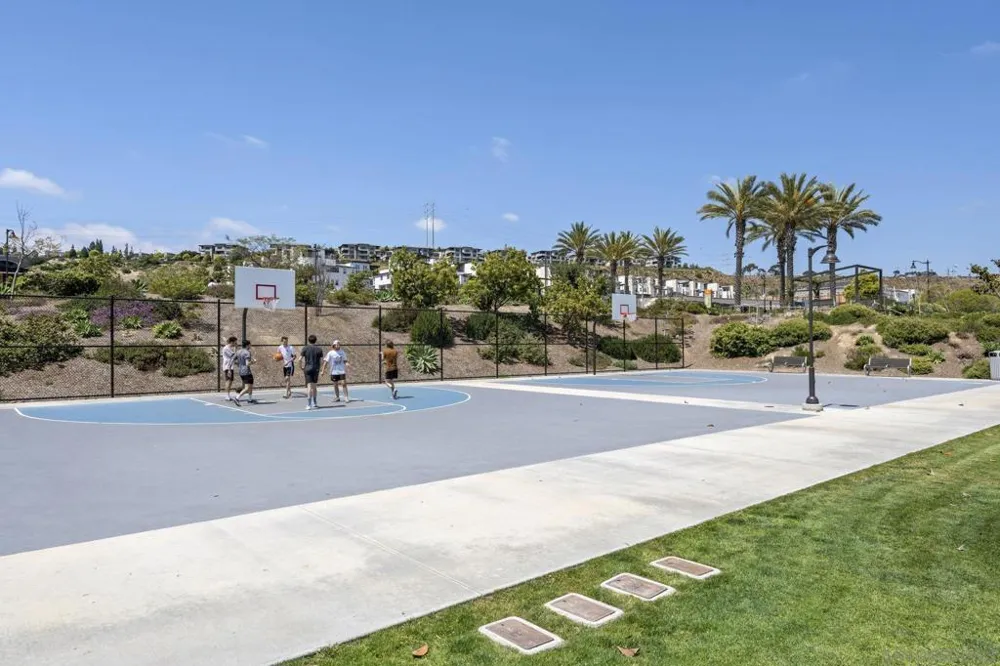 8336 Summit Way San Diego, CA 92108