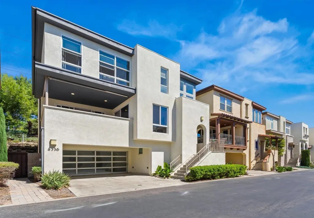 8336 Summit Way San Diego, CA 92108