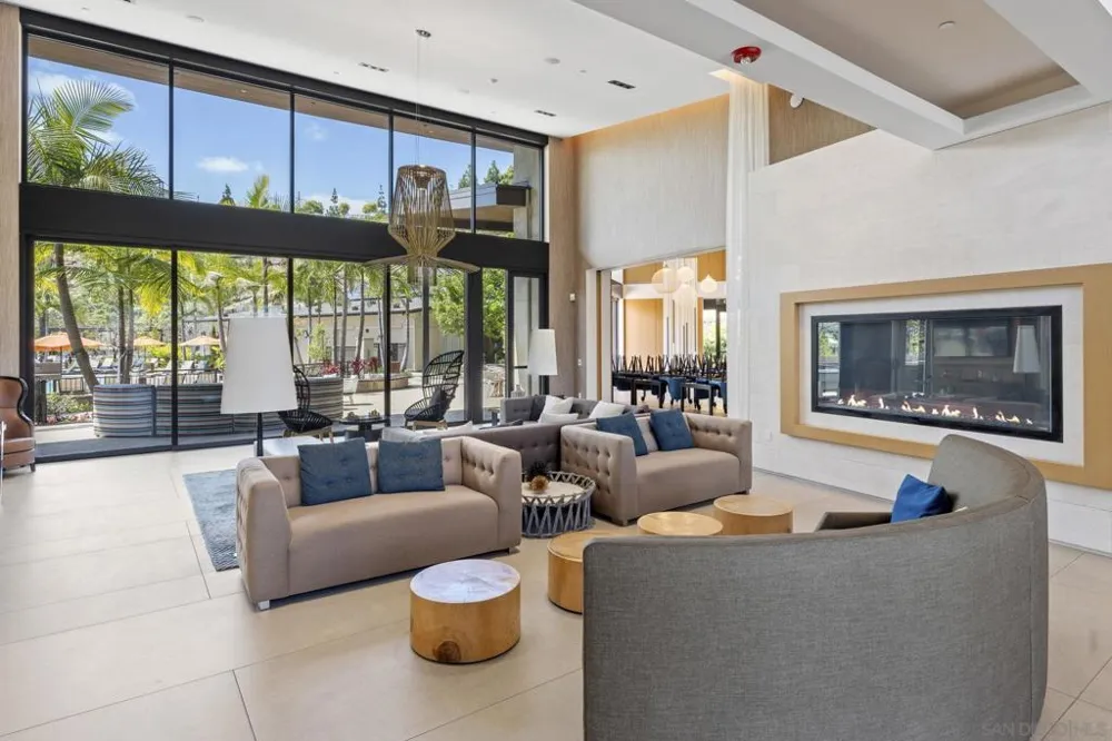 8336 Summit Way San Diego, CA 92108
