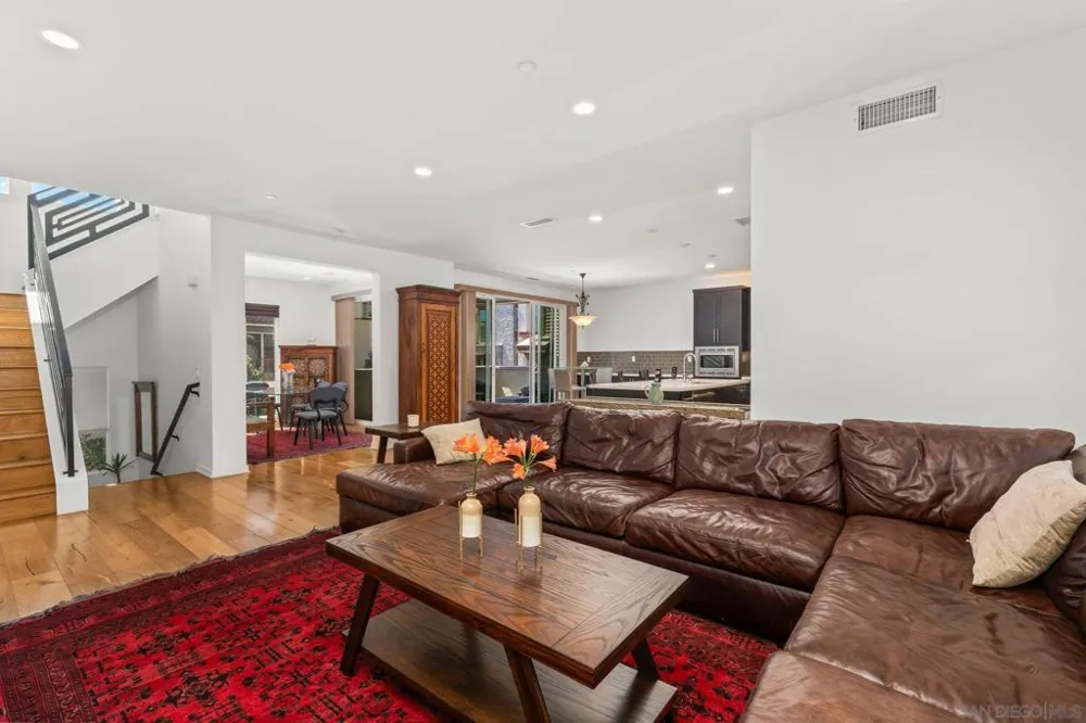 8336 Summit Way San Diego, CA 92108