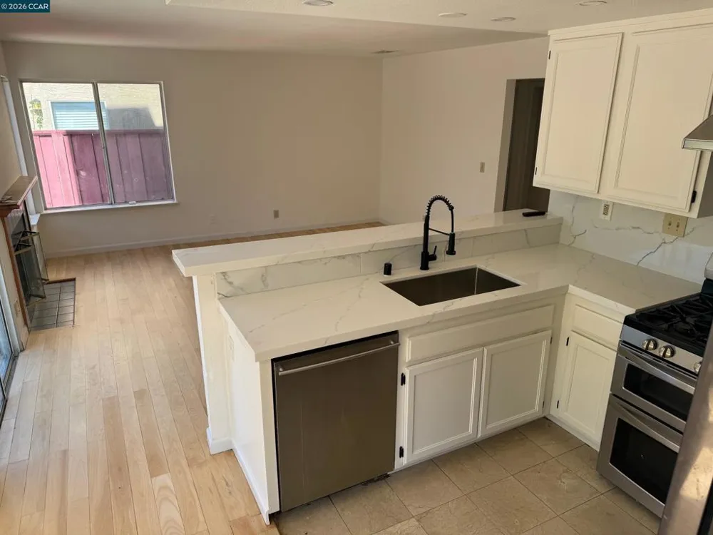 2268 Oak Hills Dr Pittsburg, CA 94565