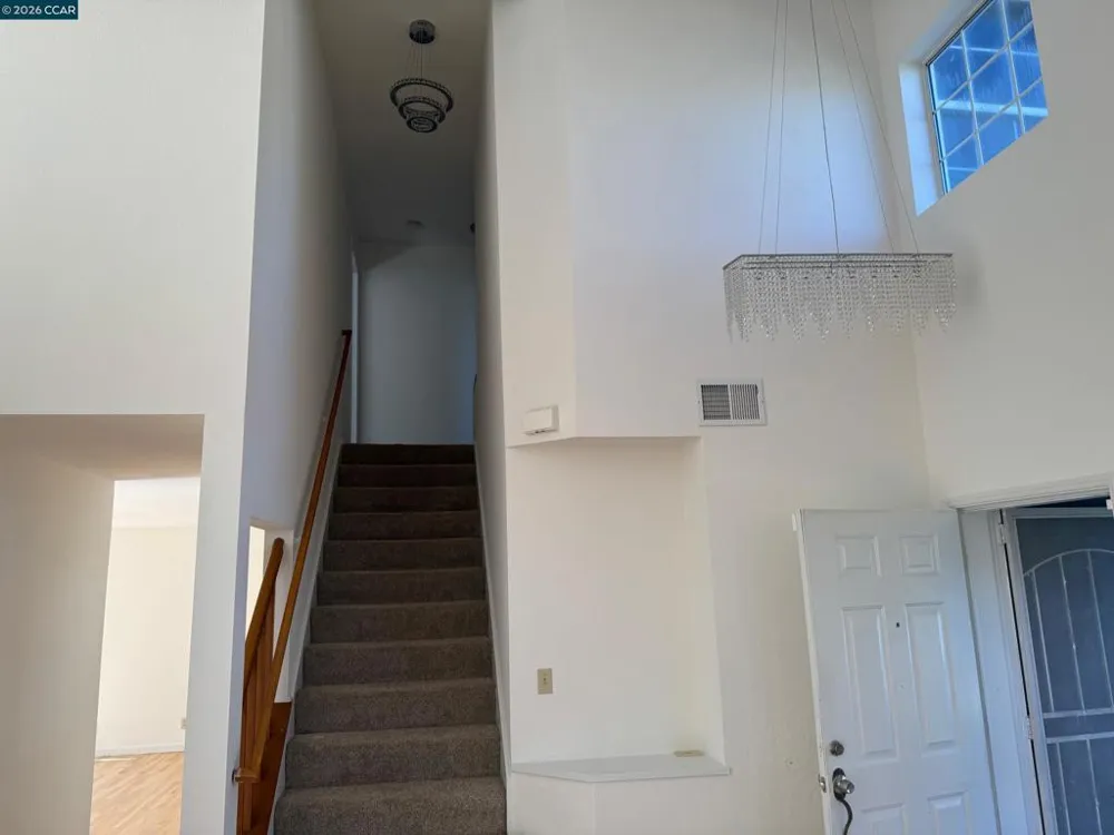 2268 Oak Hills Dr Pittsburg, CA 94565