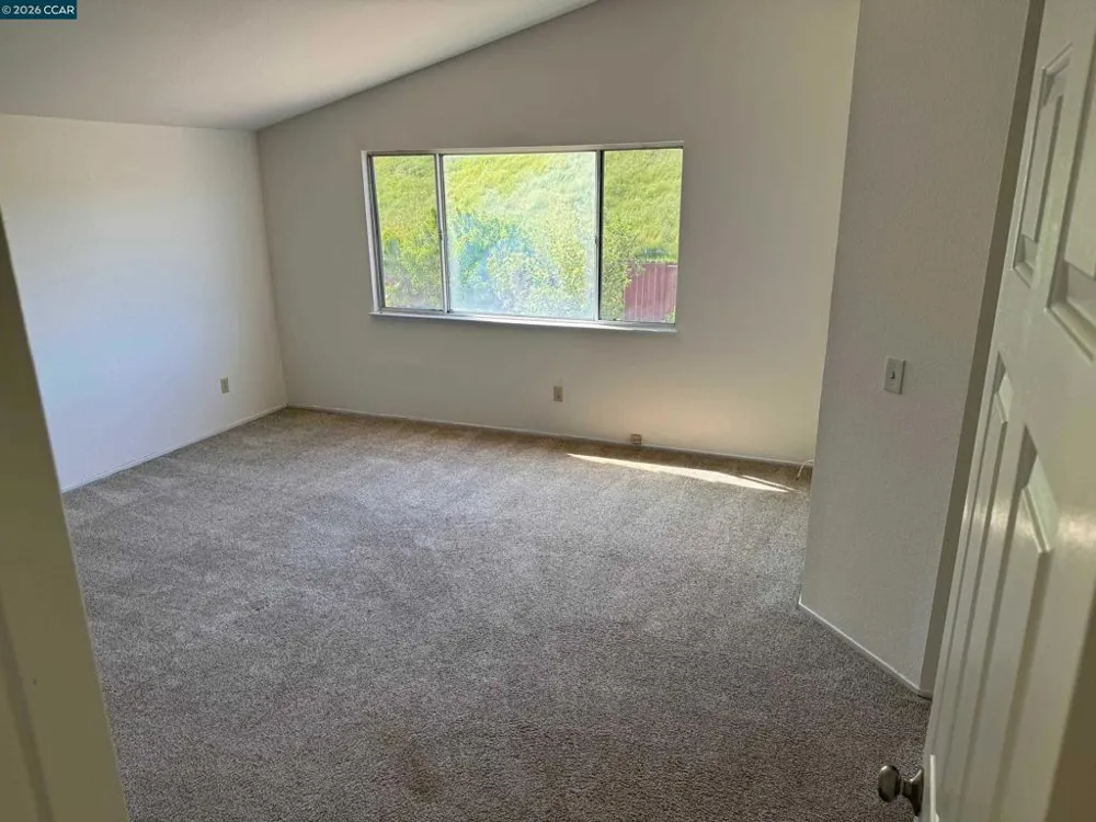 2268 Oak Hills Dr Pittsburg, CA 94565