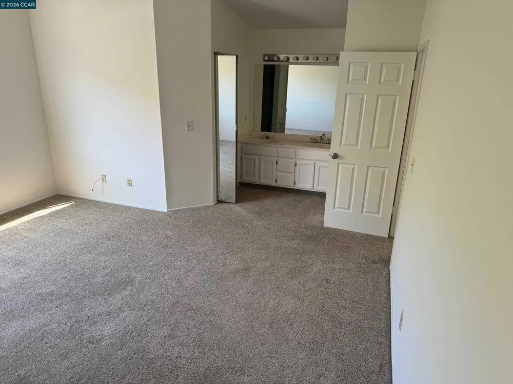 2268 Oak Hills Dr Pittsburg, CA 94565