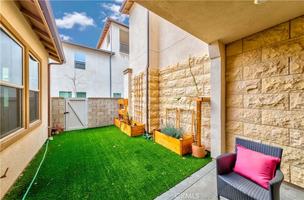 191 Frame Irvine, CA 92618