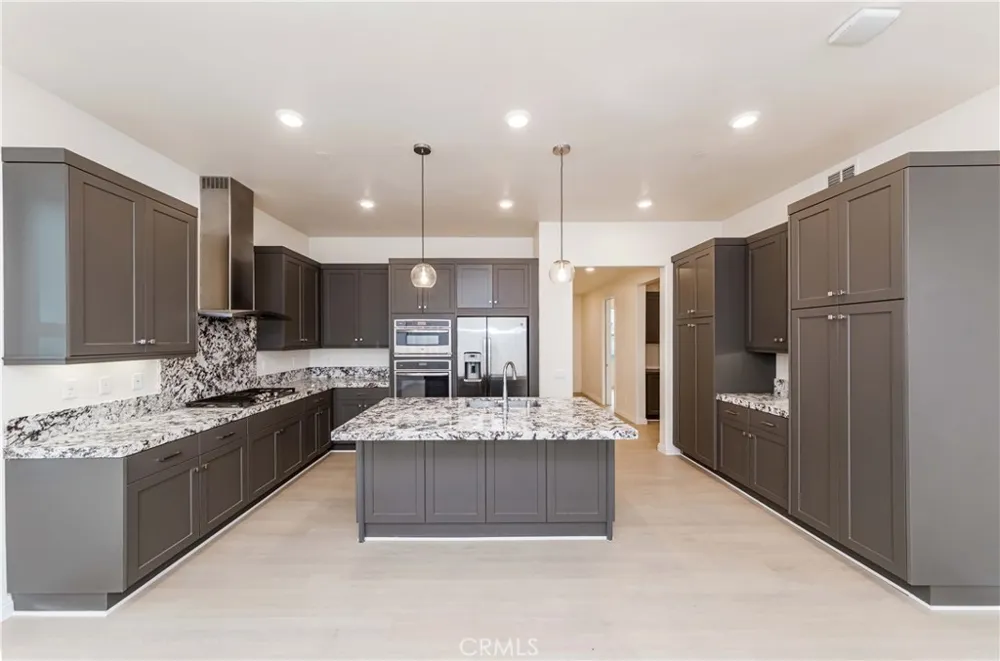 191 Frame Irvine, CA 92618