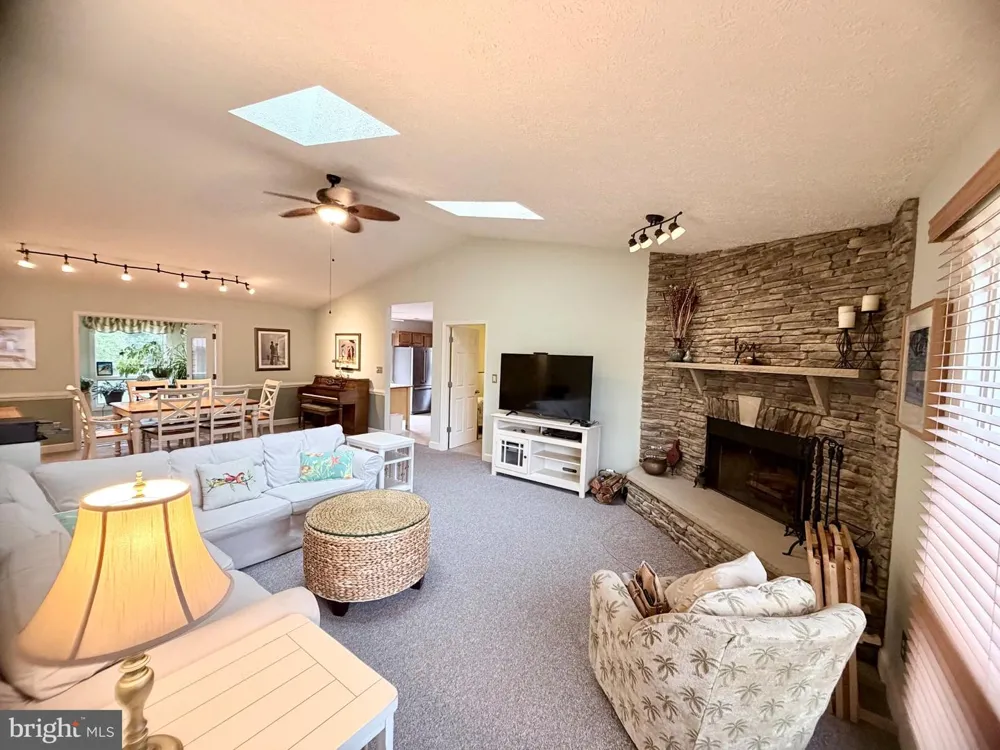 121 11TH STREET S Colonial Beach, VA 22443