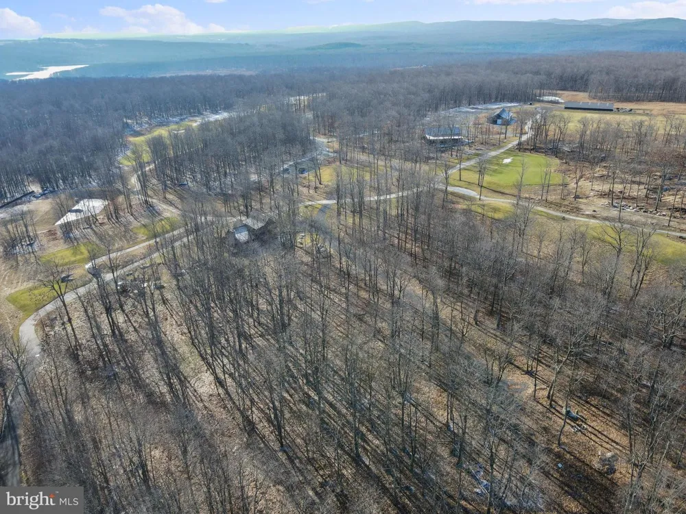 GREEN JACKET CT Mc Henry, MD 21541