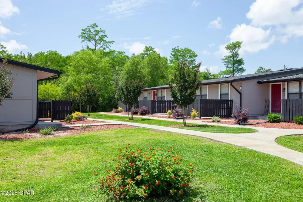 425 E 19th Street Panama City, FL 32405