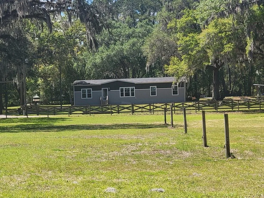 22397 MONDON HILL ROAD Brooksville, FL 34601