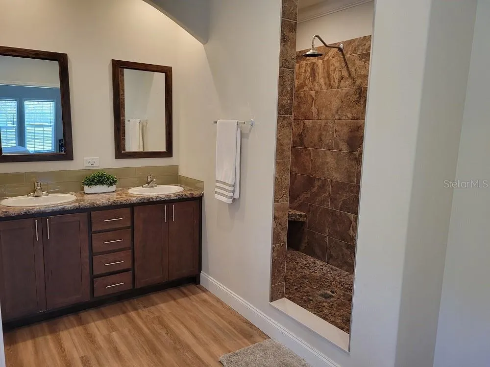 22397 MONDON HILL ROAD Brooksville, FL 34601